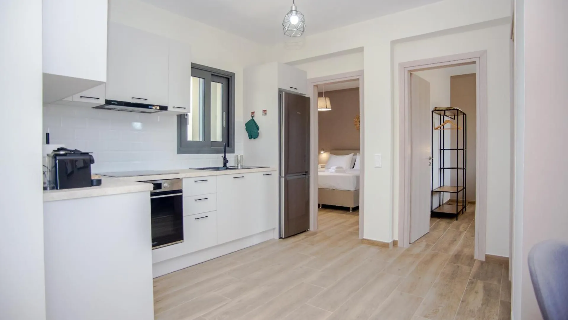 Aella Apartment Skala